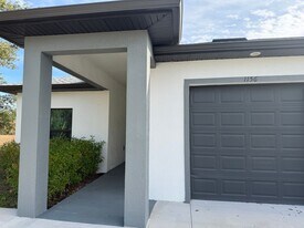 1156 Melville Rd in Punta Gorda, FL - Building Photo