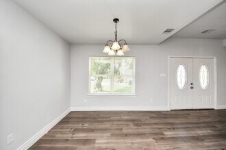 3541 Rebecca St in Houston, TX - Building Photo - Building Photo