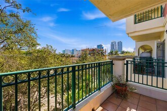 300 Euclid Ave in Miami Beach, FL - Building Photo - Building Photo