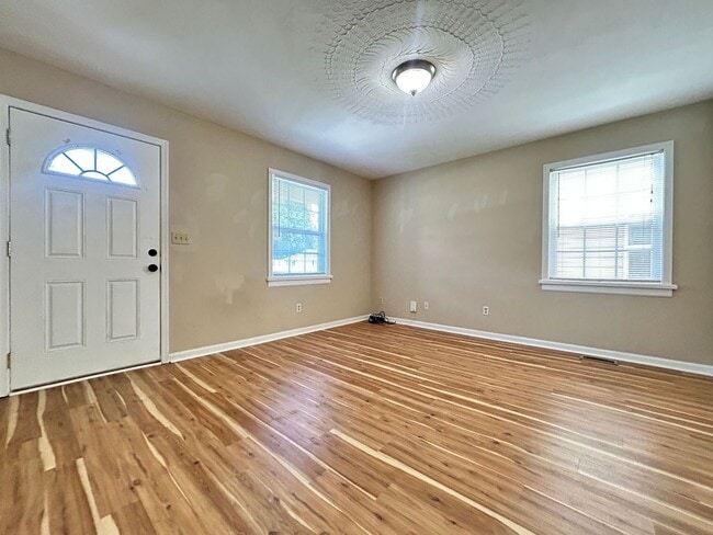 817 Pocahontas Pl in Hampton, VA - Building Photo - Building Photo