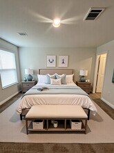 25428 Birch St in Cleveland, TX - Building Photo - Building Photo