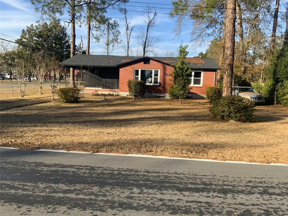 1322 Jane St in Waycross, GA - Building Photo