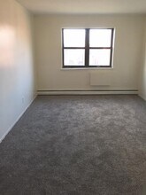 240-35-240-70 70th Ave in Queens, NY - Building Photo - Building Photo