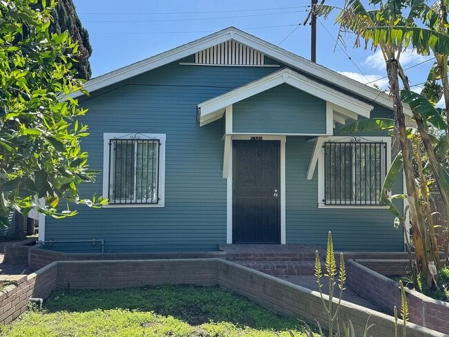 property at 534 1/2 E 19th St