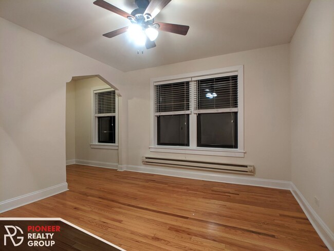 618 W Patterson Ave, Unit 612-204 in Chicago, IL - Foto de edificio - Building Photo
