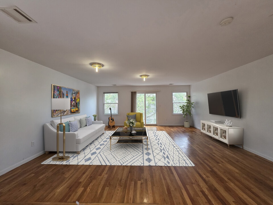 14 Nevins St, Unit 2 in Jersey City, NJ - Foto de edificio