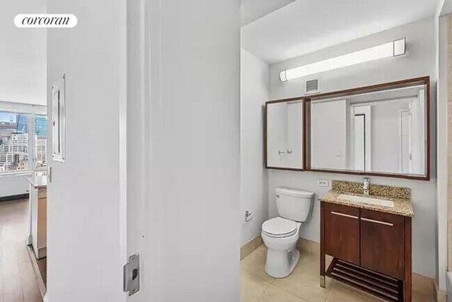 125 W 31st St in New York, NY - Building Photo - Building Photo