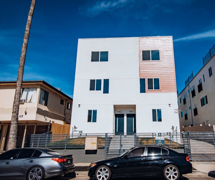 158 N Mariposa Ave, Unit .5 in Los Angeles, CA - Foto de edificio