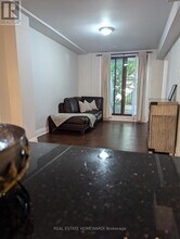 17 Bingham St in Richmond Hill, ON - Building Photo - Building Photo