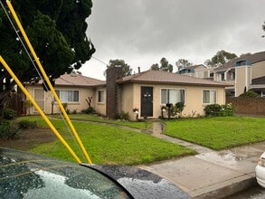 144 E Pearl St in Port Hueneme, CA - Building Photo - Building Photo