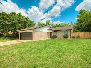 1819 Lakehurst Dr in Norman, OK - Building Photo - Building Photo