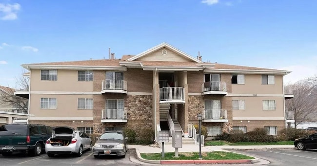 property at 1245 Riverside Ave