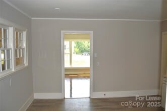 619 Salisbury Rd in Statesville, NC - Building Photo - Building Photo