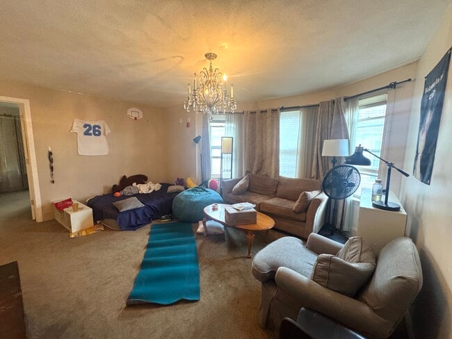 11 Bowdoin St, Unit #2 in Medford, MA - Building Photo - Building Photo