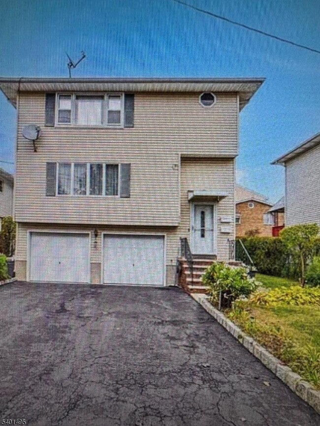 property at 518 Palisade Ave