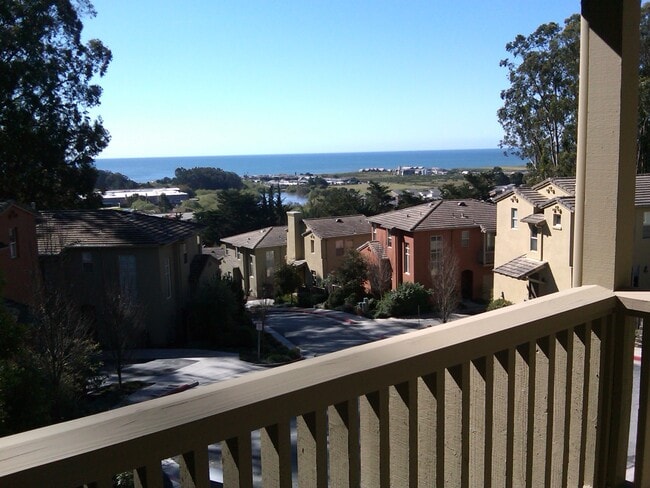 642 Southview Ter in Santa Cruz, CA - Building Photo - Building Photo