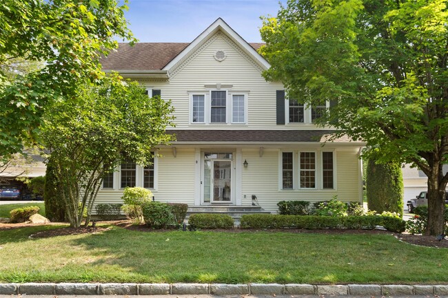 property at 8 Legendary Cir