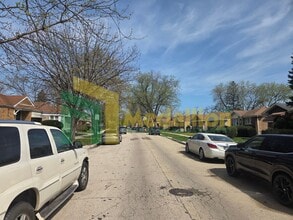 11004 S Eberhart Ave in Chicago, IL - Building Photo - Building Photo