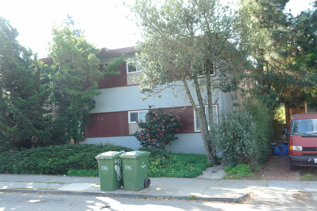 1720 Hearst Ave in Berkeley, CA - Building Photo - Building Photo