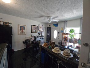 6901 Aries Ln in Austin, TX - Building Photo - Building Photo