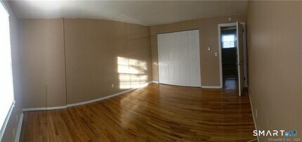 262 Robin Ct in Cheshire, CT - Building Photo - Building Photo