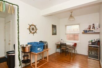 1517 W Oakdale Ave, Unit M09H in Chicago, IL - Building Photo - Building Photo