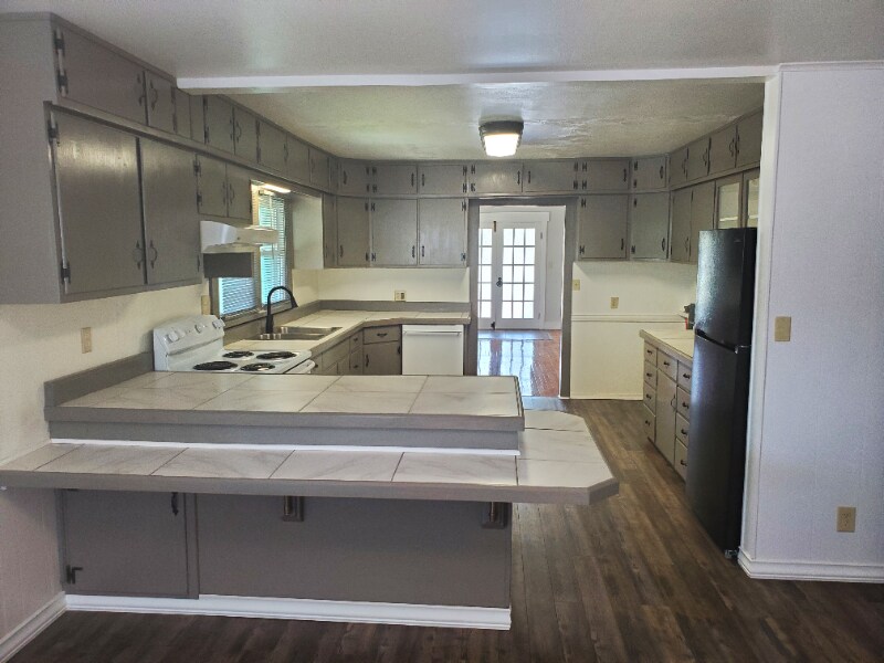 358 E Lincoln Rd in Alcoa, TN - Building Photo