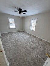 1141 14th St in Carlyle, IL - Building Photo - Building Photo