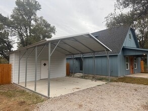 151 Sleepy Meadow Dr in Bridgeport, TX - Building Photo - Building Photo