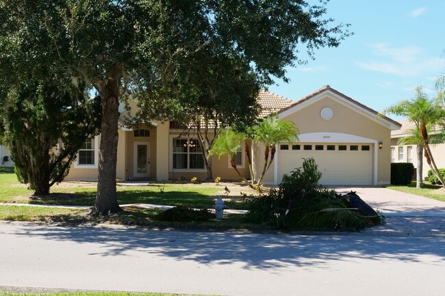 4000 Bougainvillea Pl