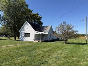 3755 N County Rd 600 W in Scipio, IN - Building Photo - Building Photo