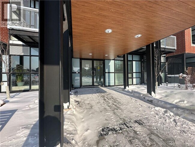 15 Prince Albert Blvd in Kitchener, ON - Building Photo - Building Photo