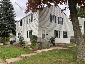3677-3677 Gary Ave in Lorain, OH - Building Photo - Building Photo