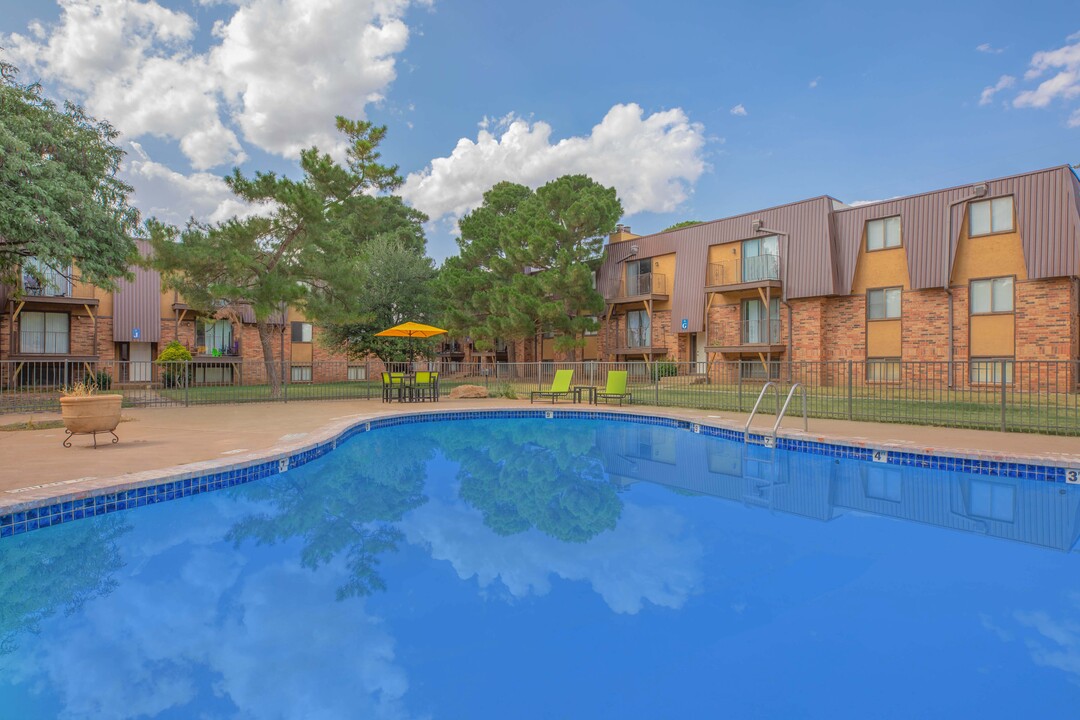 Westlake Apartments in Lubbock, TX - Building Photo