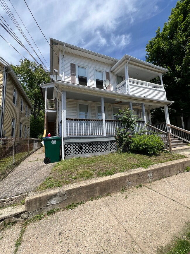 334 Hollister St, Unit 2