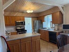 99 Convent Rd in Syosset, NY - Building Photo - Building Photo