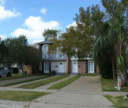 1408-1410 Carrollton Ave in Metairie, LA - Building Photo - Building Photo