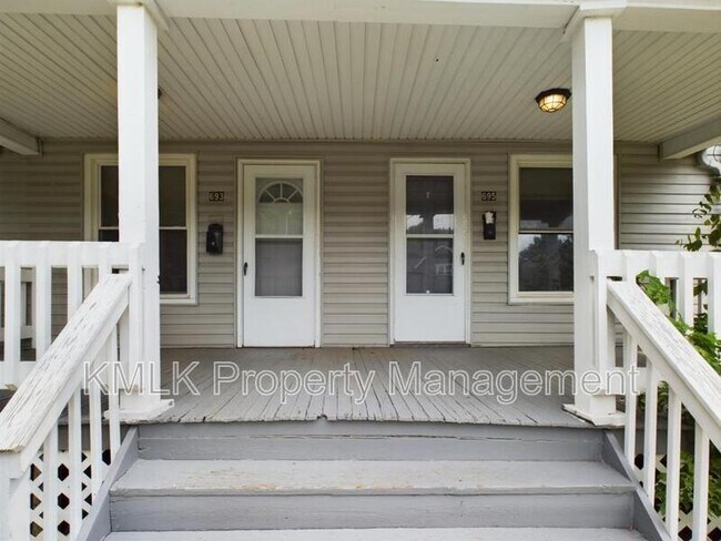 695 Kling St in Akron, OH - Foto de edificio - Building Photo