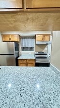 3348 Burke Rd in Pasadena, TX - Building Photo - Building Photo