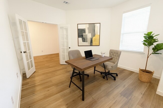 property at 2426 Peach Oak Xing