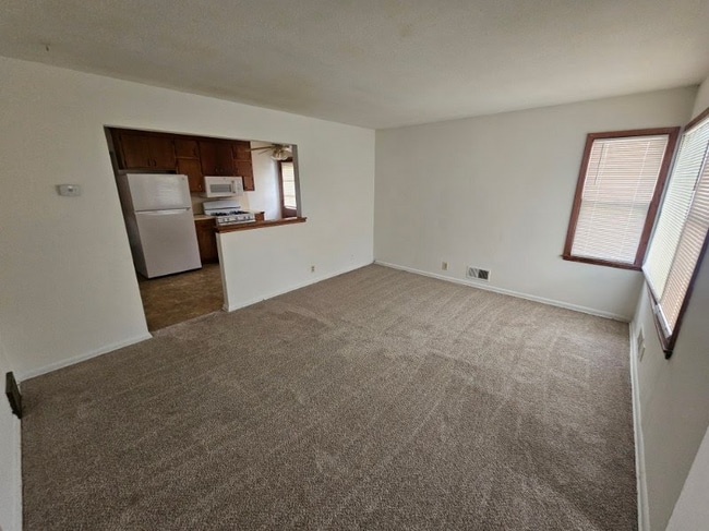 4103 Lowry Ave N, Unit 2 in Minneapolis, MN - Building Photo - Building Photo