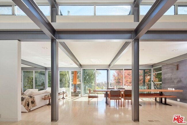 15960 Alcima Ave in Los Angeles, CA - Building Photo - Building Photo