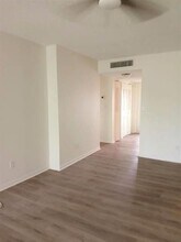 6300 NW 62nd St in Tamarac, FL - Building Photo - Building Photo