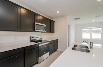 4091 Feldspar Ln in Spring Hill, FL - Building Photo - Building Photo