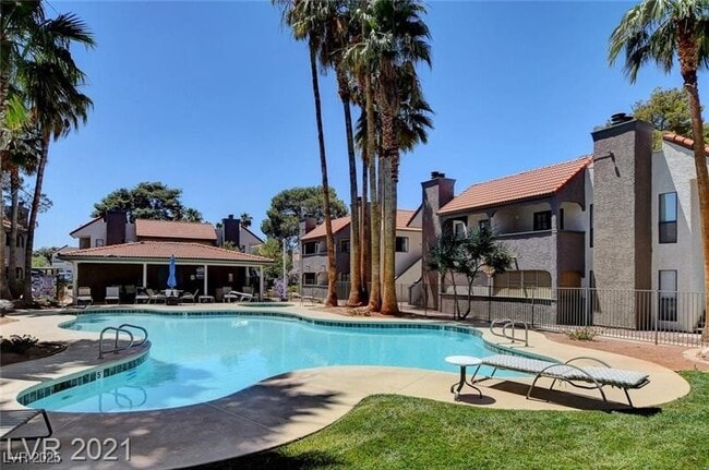 2812 Bluegill Way in Henderson, NV - Building Photo - Building Photo