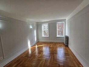 233 W 233rd St in Bronx, NY - Building Photo - Building Photo