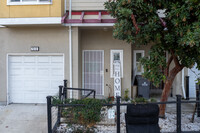 Bancroft Row in Oakland, CA - Foto de edificio - Building Photo