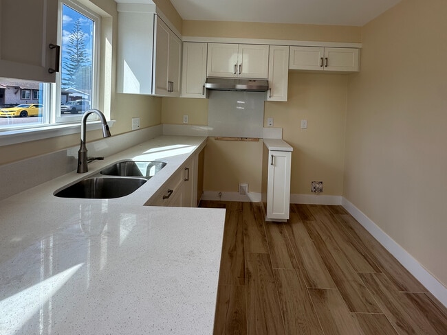 237 Brucker Rd W in Oxnard, CA - Building Photo - Building Photo