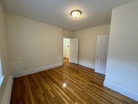 48 Inman St, Unit #23 in Cambridge, MA - Foto de edificio - Building Photo