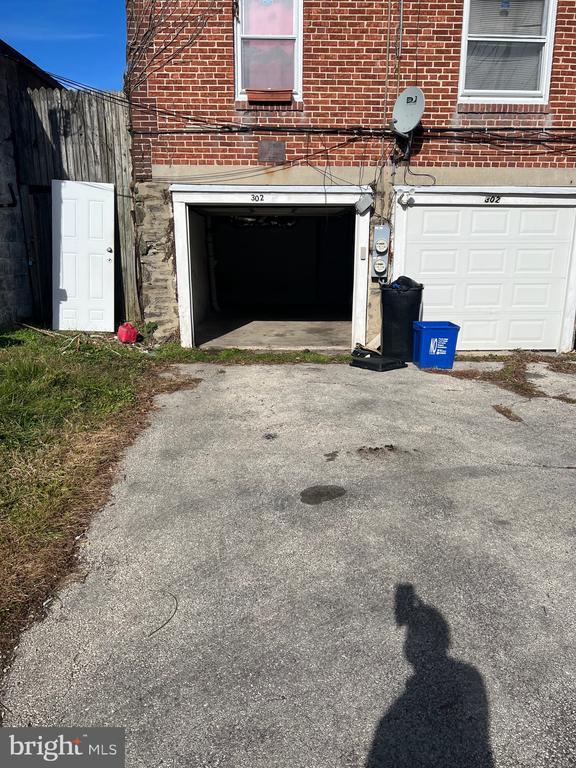 302 E Essex Ave in Lansdowne, PA - Building Photo - Building Photo
